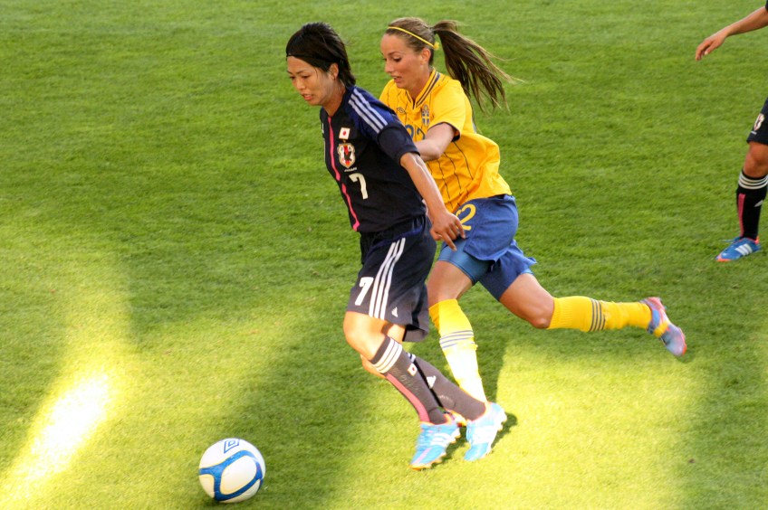 Kozue Ando och Kosovare Asllani