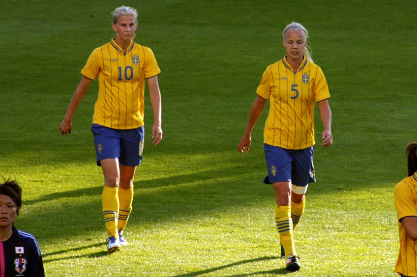 Sofia Jakobsson och Caroline Seger
